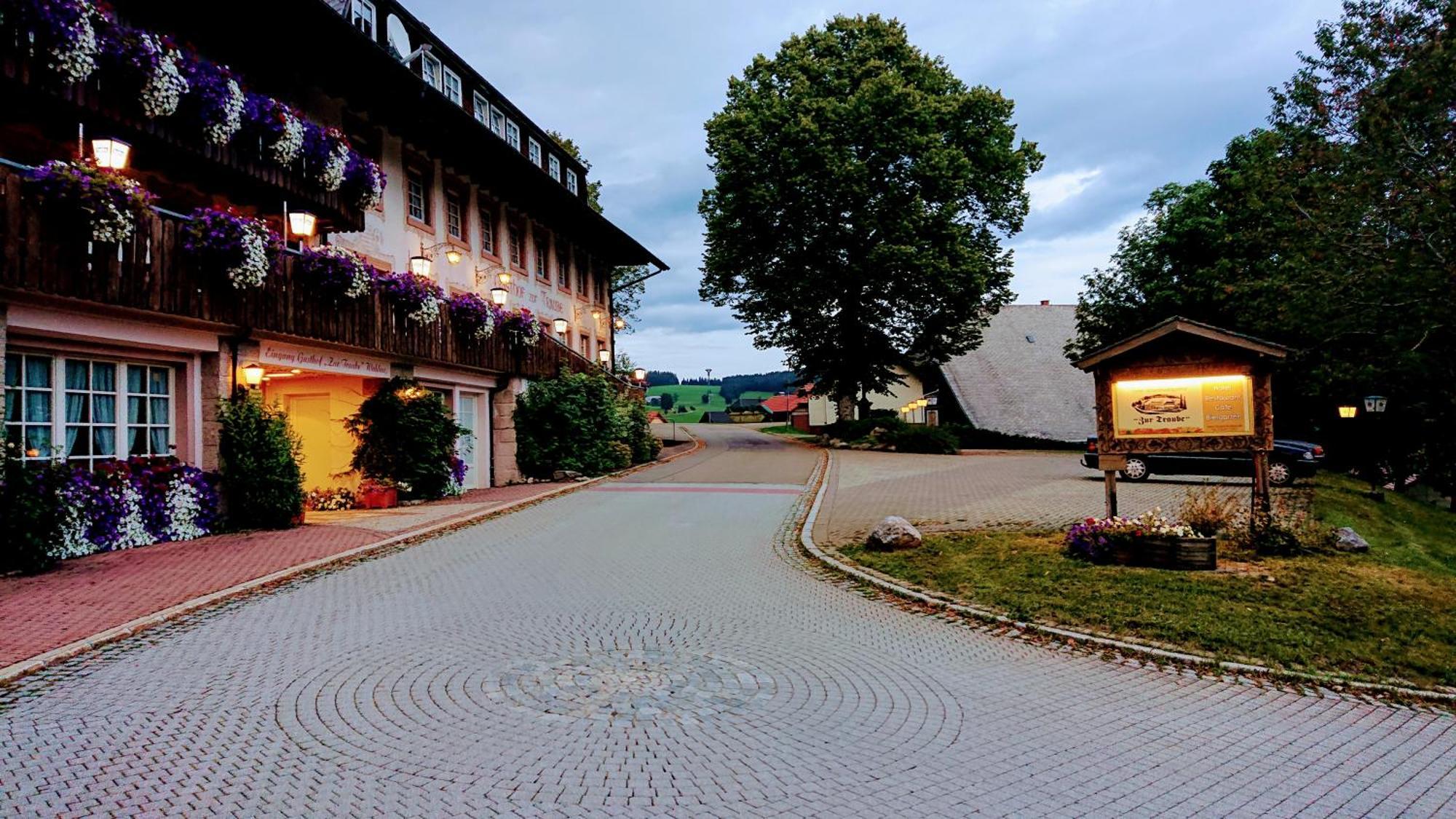 Zur Traube Schwarzwaldhotel & Restaurant Am Titisee Sankt Märgen Exteriör bild